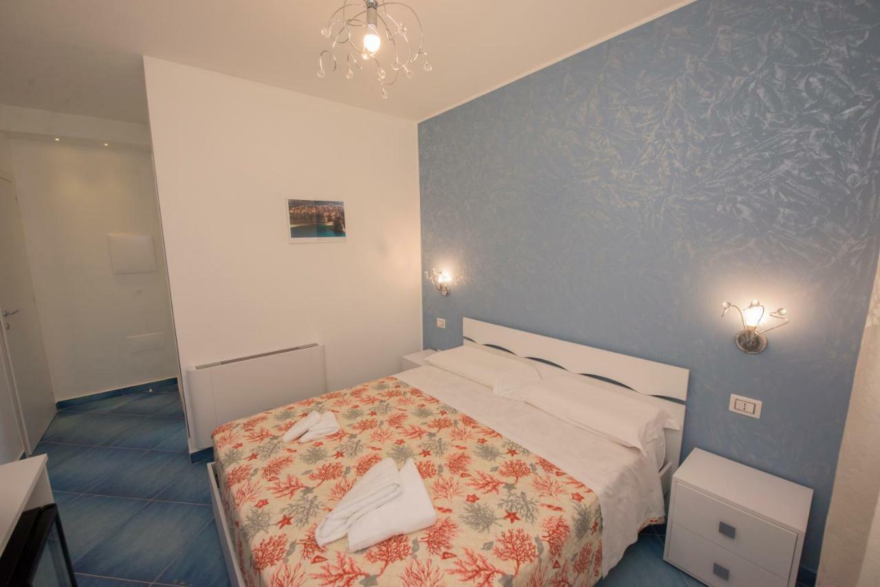 Residenza Porta Romana Тропеа Екстер'єр фото