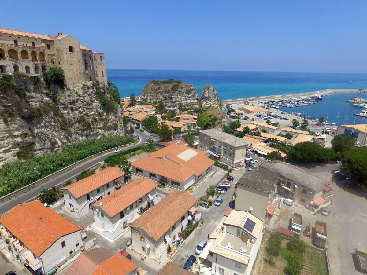 Residenza Porta Romana Тропеа Екстер'єр фото