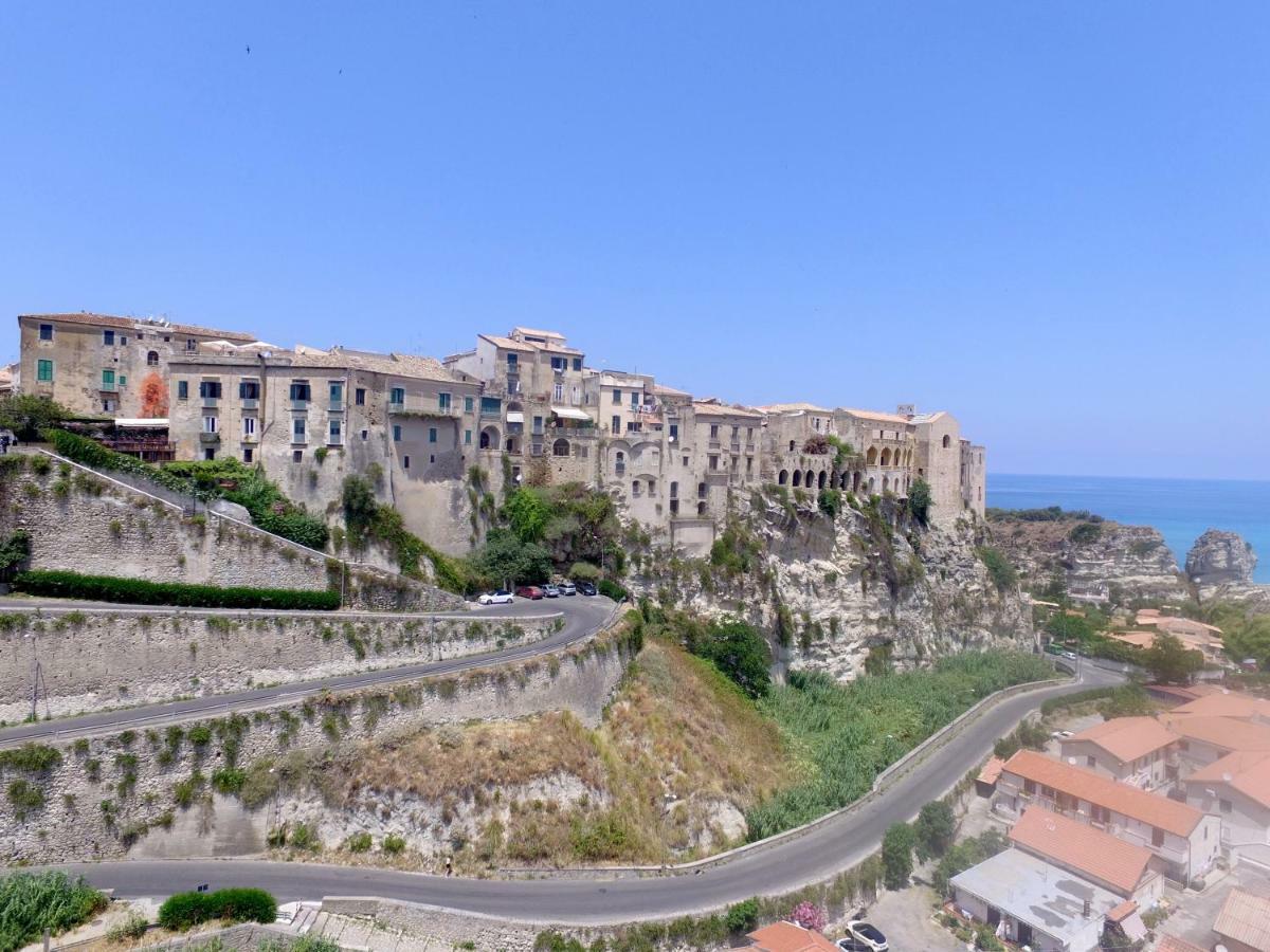 Residenza Porta Romana Тропеа Екстер'єр фото